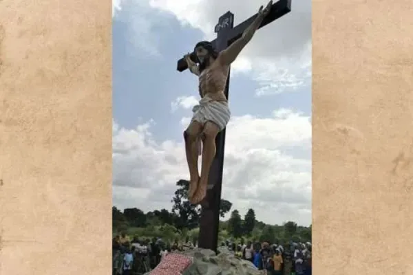 Catholic Priest Erects 12-Foot Crucifix to Unite Warring Nigerian Tribes