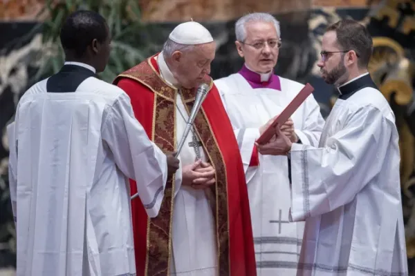 Pope Francis: Like Benedict XVI, Be "humble laborers" for the Church