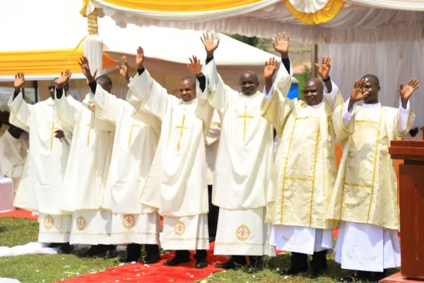 “Go to them”: Apostolic Nuncio in Kenya Urges New Deacons to Serve the Troubled, Abandoned