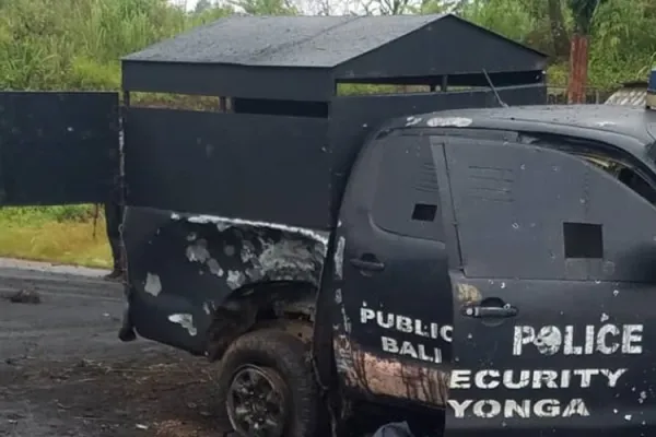 A police van destroyed in clashes between security forces and separatists fighters in Bali Nyonga, North Western region of Cameroon. Credit: Courtesy Photo.