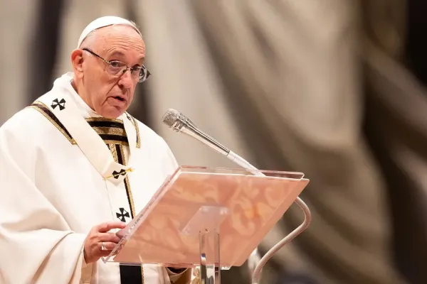 The Saints Spread the Gospel, Not a "social program": Pope Francis to Bishops