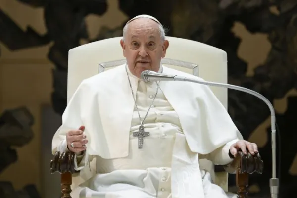 Archdiocese Demands Priests Apologize for "scandalous" Words about Pope Francis