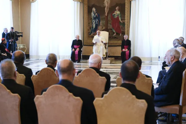 Pope Francis Opposes Idea to "dissolve" 400-year-old Missionary University in Rome