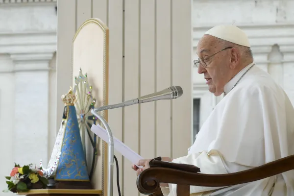 Pope Francis: Hope "is a gift that comes directly from God"