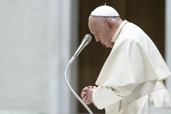 Pope Francis: What Would Happen if We Prayed More and Complained Less?