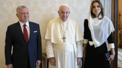 King Abdullah II and Queen Rania of Jordan with Pope Francis, 10 November 2022 | Vatican Media