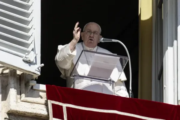 Pope Francis: ‘"God is always close to us" 