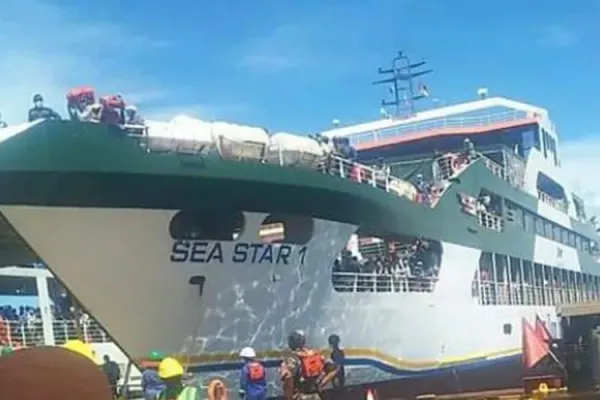 A ship in Palma that was used by TOTAL gas company to evacuate their employees from Palma to Pemba during an attack in March 2021. Credit: Denis Hurley Peace Institute