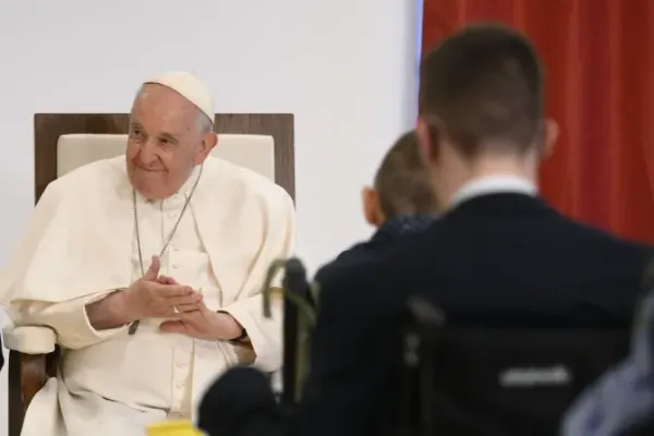 Pope Francis Visits with Children in Budapest with Visual Impairments