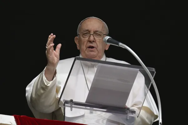 “One of the most terrible scourges of our time”: Pope Francis Lambasts Scourge of Human Trafficking