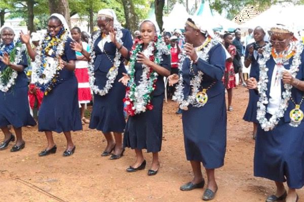 “No going back,” Catholic Sisters told at Professions, Jubilee Celebrations in Kenya