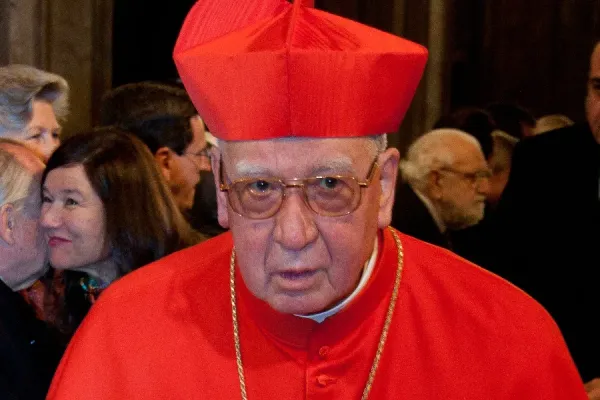 Pope Francis Mourns "self-sacrificing" Cardinal Who Announced Benedict XVI’s Election