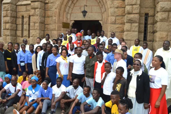 Catholic Youth in Zimbabwe Urged to “make good options” for the Good of the Church