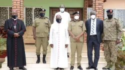 Bishop Emeritus of Uganda's Masaka Diocese, John Baptist Kaggwa with a delegation of the Uganda Police Force who paid him a visit to apologise. / Uganda Police Force/ Facebook