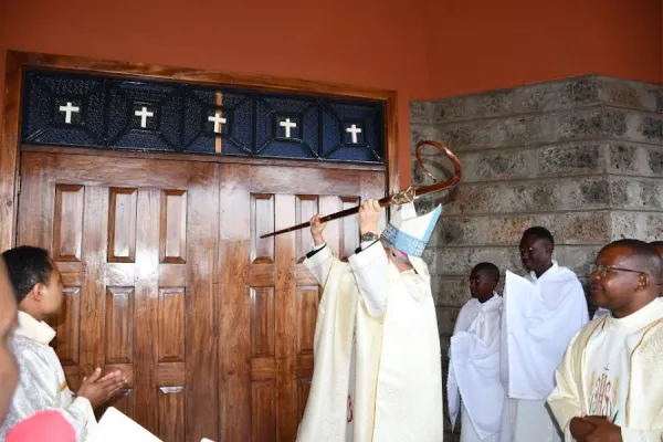 “A Holy space”: Nuncio at Kenyan Church Consecration, Cautions against Politics in Church