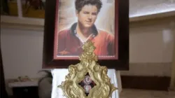 A reliquary containing relics of Blessed Carlo Acutis at the Church of Sant’Angela Merici in Rome, Oct. 11, 2021. / Credit: Daniel Ibáñez/CNA