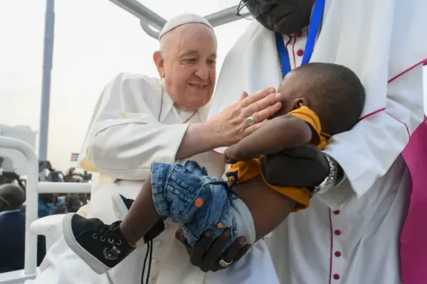 Pope at Mass in South Sudan: In the Name of Jesus, Lay Down the Weapons of Hatred