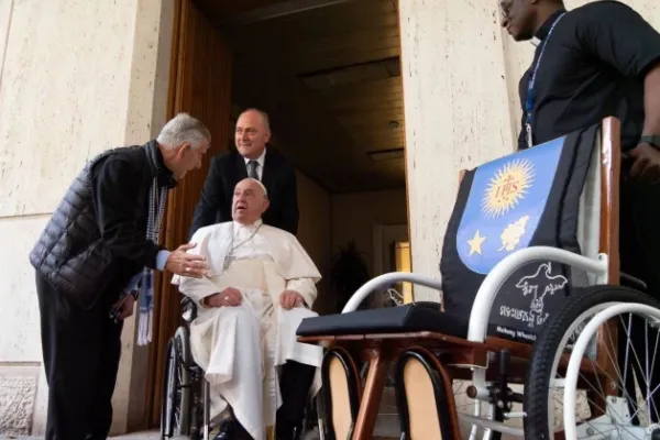 Jesuit Priest Gifts Pope Francis a Special Wheelchair from Cambodia