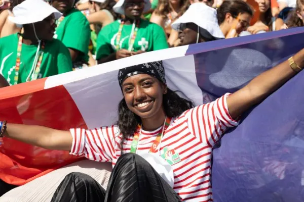 World Youth Day 2023: Lisbon Patriarch Greets Attendees at Opening Mass