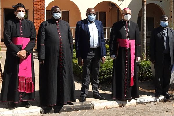 Pope Francis’ Representative in Zambia Donates COVID-19 Equipment to Three Hospitals