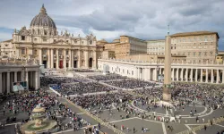 Pilgrims gather in St. Peter's Square for a Mass and canonization of 14 new saints on Sunday, Oct. 20, 2024. Credit: Daniel Ibáñez/CNA