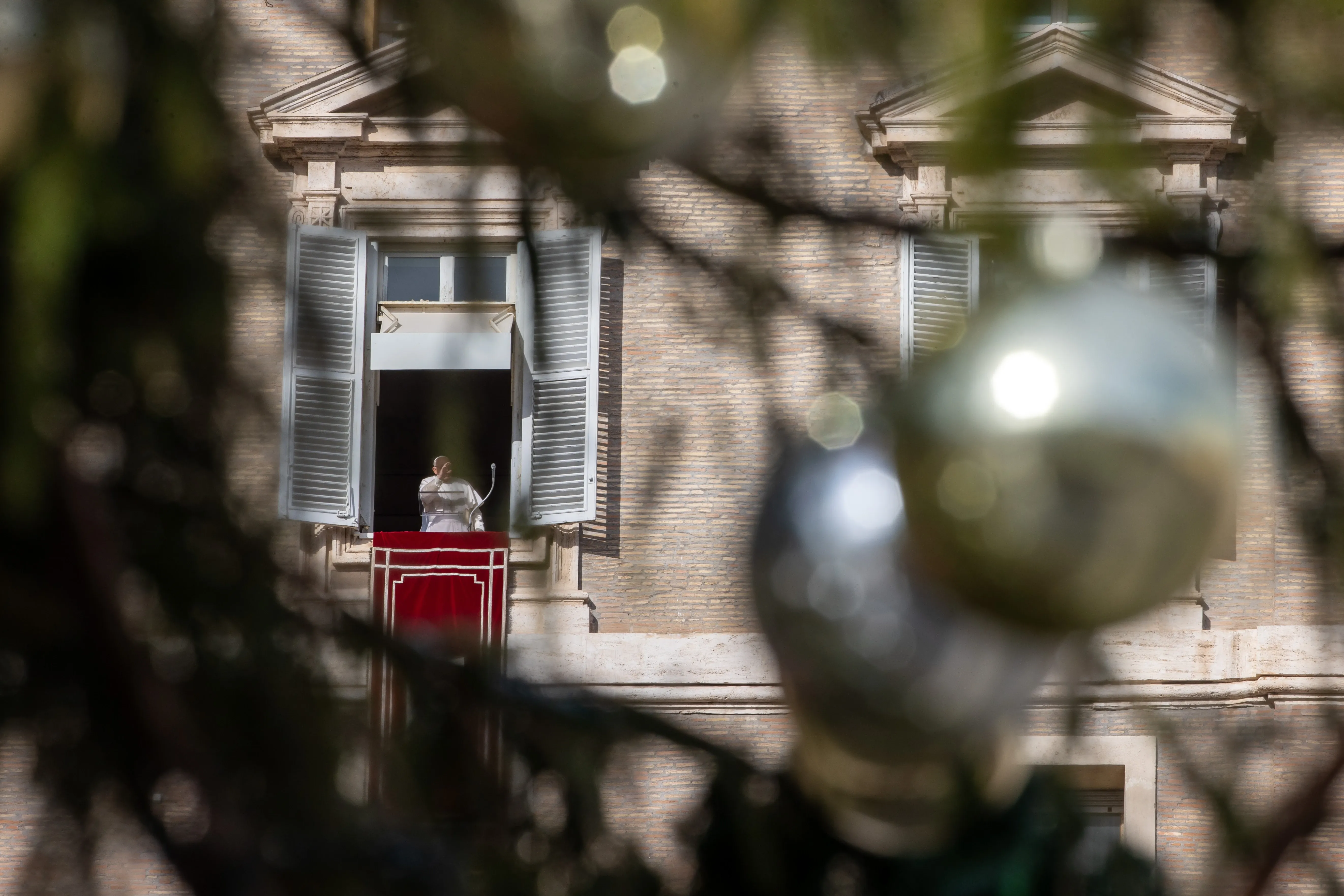 Pope Francis praying the Angelus