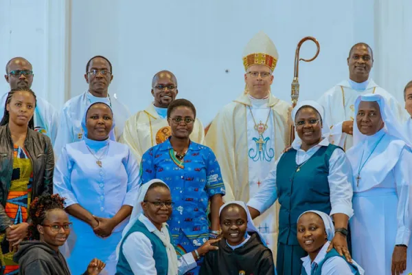 Archbishop Hubertus van Megen with Catholic communicators in the Archdiocese of Nairobi. Credit: BEAMS