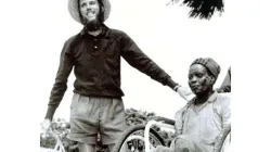 John Bradburne with Jeromia at the Mutemwa Leper Settlement. Photo courtesy of the John Bradburne Memorial Society.