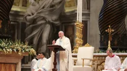 Pope Francis says Mass for the Octave Day of Christmas, Jan. 1, 2015. Bohumil Petrik/CNA.