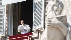 Pope Francis gives the Angelus address Nov. 1, 2020. Credit: Daniel Ibáñez/CNA.