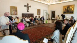 Pope French discusses Laudato si’ with French ecological experts Sept. 3, 2020. Credit: Vatican Media.