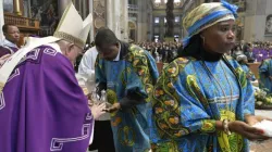 Pope Francis celebrates Mass according to the Zaire Use at St. Peter's Basilica on Dec. 1, 2019. Credit; Vatican Media.