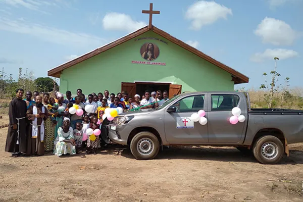 Aid to the Church in Need (ACN) International offers a a sturdy four-wheel-drive vehicle to the members of the Franciscan Capuchin Friars (OFM Cap) serving in Ghana's  Jasikan Diocese/ Credit: ACN