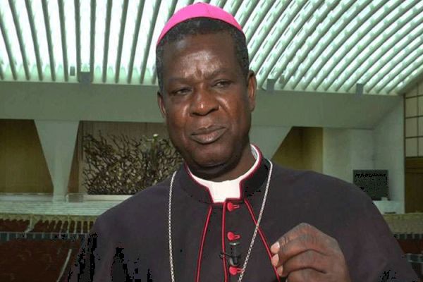 Archbishop Samuel Kleda of Douala Archdiocese, who has practiced herbalism over the years, is receiving public attention with regard to his administering of herbal medicine to COVID-19 patients.