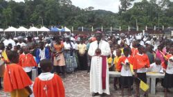 Bishop Andrew Nkea leads the Faithful in the Recitation of the Rosary at the Shrine of Our Lady of Fatima, Mboka, Cameroon, on October 13, 2019 / Mamfe Diocese, Cameroon