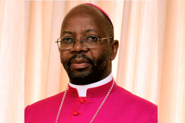 Pope Francis on Wednesday April 1, transferred  Bishop Zolile Peter Mpambani from South Africa’s Kokstad diocese to the Metropolitan See of Bloemfontein, elevating him as Archbishop.