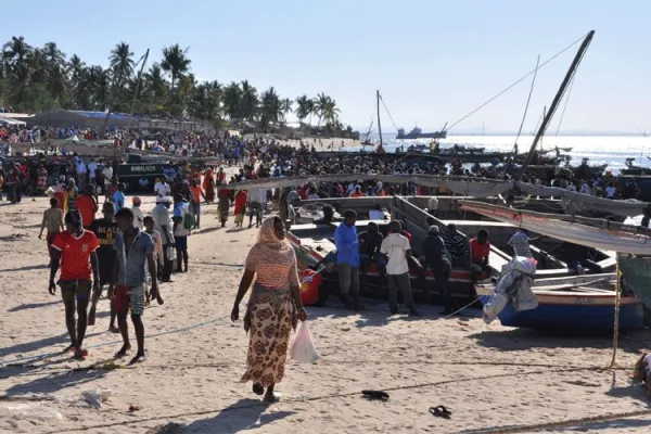 Families fleeing violence in the Cabo Delgado province arrive at the port city of Pemba.