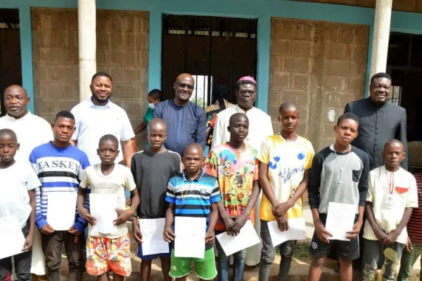 Bishop Wilfred Anagbe with some beneficiaries of the scholarship. Credit: The Catholic Star Newspaper/Facebook