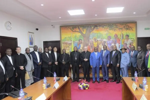 Cardinal Pietro Parolin, Prime Minister Jean-Michel Sama Lukonde and other Church and government officials after the signing of new agreements between the Catholic Church and the government of DRC. Credit: Courtesy Photo