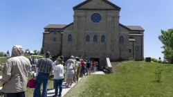 Thousands of pilgrims have lined up at the Abbey of Our Lady of Ephesus in Gower, Missouri, to view the remains of Sr. Wilhelmina Lancaster.