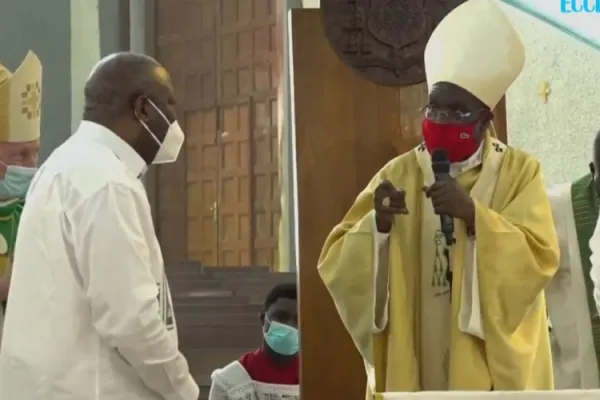 Jean Pierre Cardinal Kutwa addressing former President Laurent Gbagbo during Mass at the St. Paul Cathedral in Ivory Coast's Abidjan Archdiocese. Credit: CECCI/Facebook