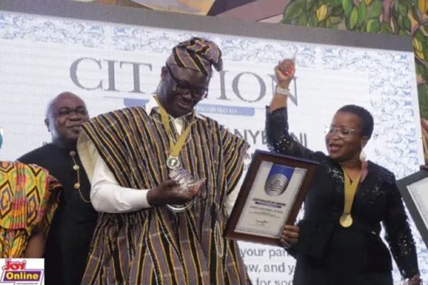 Mr. Samson Lardy Anyenini, member of the Catholic Association of Media
Practitioners, Ghana (CAMP-G) who was adjudged the 2019 P. A.V. Ansah Journalist
of the Year at the 25th Ghana Journalists’ Association Awards ceremony in Accra on
October 24, 2020. / Myjoyonline.com