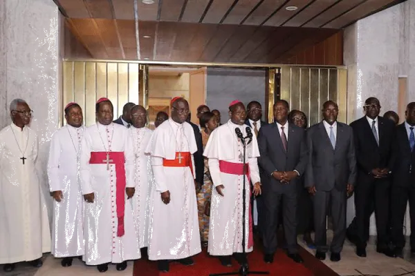 A delegation of Catholic Bishops meeting President Alassane Ouattara to exchange on the reconciliation of all Ivorians.