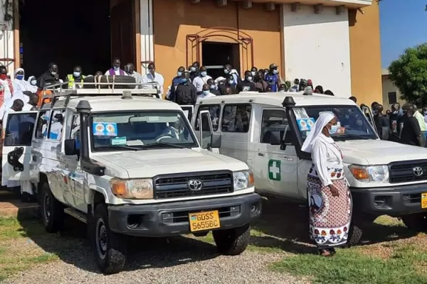 Two vehicles carrying the remains of Sr. Mary Daniel Abut and Sr. Regina Roba parked in front of St. Theresa’s Kator Cathedral of South Sudan’s Juba Archdiocese where their Funeral Mass was held before being laid to rest 20 August 2021. Credit: Fr. John Lo'boka Morris, Apostles of Jesus/Juba