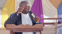 Fr. Thomas Bagbiowia, Vicar -General of the Catholic Diocese of Tombura Yambio speaking to pilgrims and government dignitaries on 13 September 2023 at St. Mary Mother of God Parish in Yambio. Credit: CDTY