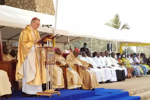 Pietro Cardinal Parolin addressing the faithful during Mass at the St. Joseph cathedral Bamenda on 31 January 2021. / Bamenda Archdiocese/Facebook