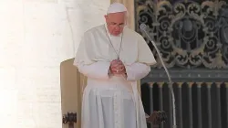 Pope Francis gives the Wednesday general audience in St. Peter's Square on Oct. 2, 2013. Elise Harris/CNA.