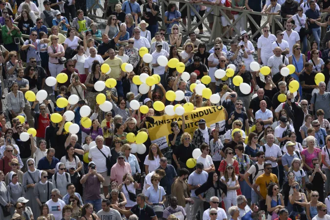 Thousands of people came to St. Peter's Square to hear Pope Francis' reflection on the Gospel and to pray the Angelus, a Marian prayer, at noon on Sunday, Sept. 22, 2024.