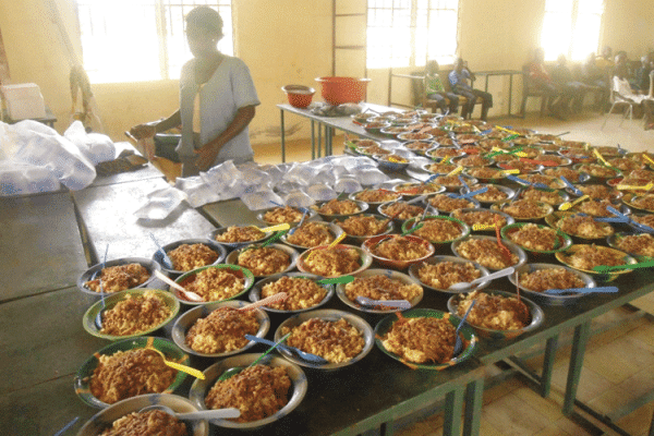 Salesians of Don Bosco (SDB) realizing feeding programs for vulnerable groups  in Zambia and South Sudan. / Salesians of Don Bosco (SDB)