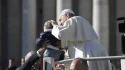 Pope Francis’ general audience in St. Peter’s Square, April 27, 2022. Vatican Media.